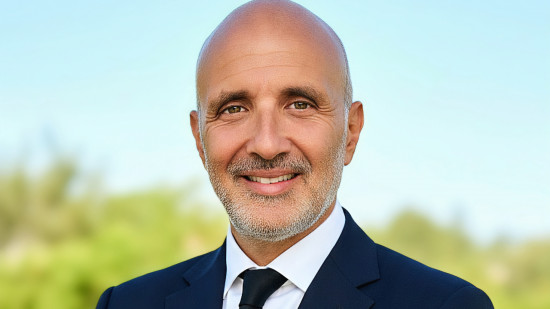 Geoffrey Mercier devient directeur général d'Auvergne-Rhône-Alpes Tourisme Geoffrey Mercier devient directeur général d'Auvergne-Rhône-Alpes Tourisme