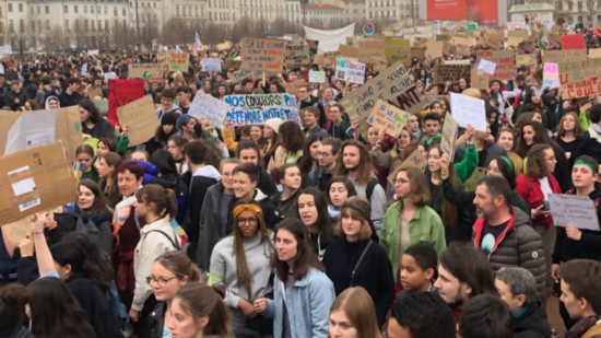 Lyon : une "Marche des résistances" organisée ce dimanche pour "le climat, la justice sociale et les libertés"