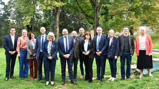 Métropolitaines 2026 : Véronique Sarselli (LR) s'entoure de maires pour négocier avec les futurs partenaires Métropolitaines 2026 : Véronique Sarselli (LR) s'entoure de maires pour négocier avec les futurs partenaires