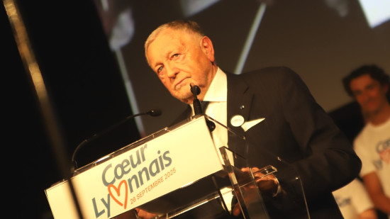 "Les portes du Coeur Lyonnais vous seront toujours ouvertes" : Jean-Michel Aulas tend la main à David Kimelfeld "Les portes du Coeur Lyonnais vous seront toujours ouvertes" : Jean-Michel Aulas tend la main à David Kimelfeld