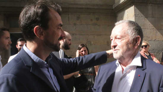 Lyon et sa 'décadence absolue' : Grégory Doucet trouve que Jean-Michel Aulas a "insulté les Lyonnais" Lyon et sa 'décadence absolue' : Grégory Doucet trouve que Jean-Michel Aulas a "insulté les Lyonnais"