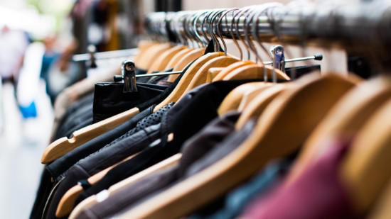 Une friperie pose ses valises dans cette gare de Lyon