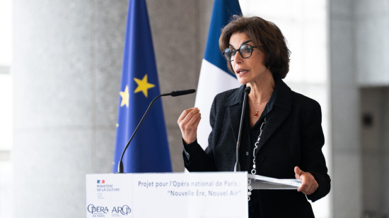 Un concert de casseroles de la CGT pour la venue de Rachida Dati à Villeurbanne : "Elle n'est pas la seule à en avoir" Un concert de casseroles de la CGT pour la venue de Rachida Dati à Villeurbanne : "Elle n'est pas la seule à en avoir"