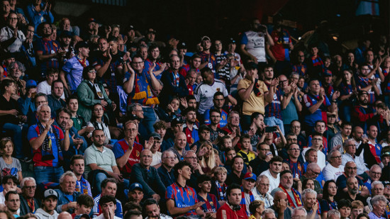 Ligue Europa : plus de 800 supporters du FC Bâle ont déambulé dans le centre-ville de Lyon Ligue Europa : plus de 800 supporters du FC Bâle ont déambulé dans le centre-ville de Lyon
