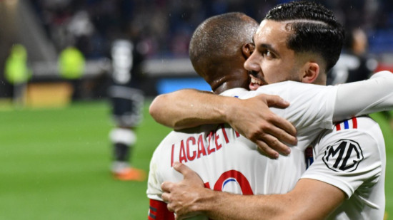 "Avant, nous avions Cherki, Almada et Lacazette" : l'entraineur de l'OL explique les difficultés à marquer
