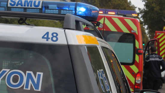 Près de Lyon : un quinquagénaire retrouvé mort par balle dans sa voiture