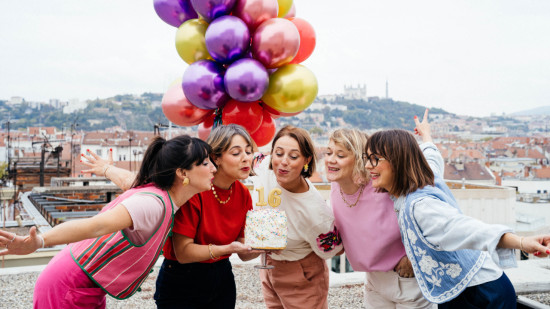 "On est toujours là" : cette boutique lyonnaise célèbre son anniversaire en grande pompe