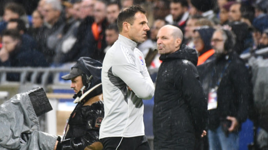 Pour avoir critiqué l'arbitrage désastreux d'OL-PSG, Jorge Maciel et Matthieu Louis-Jean sont suspendus Pour avoir critiqué l'arbitrage désastreux d'OL-PSG, Jorge Maciel et Matthieu Louis-Jean sont suspendus