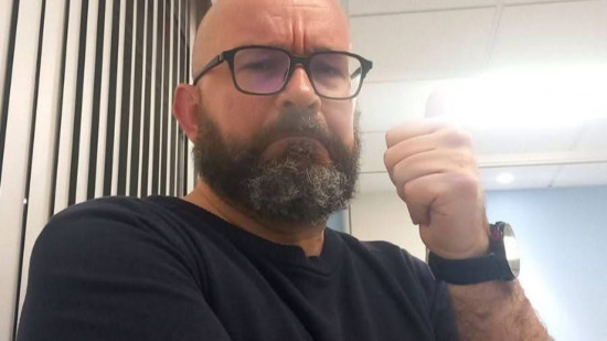 "J'ai dû le tabasser" : blessé en sauvant une jeune femme près de Lyon, un professeur irlandais privé d’indemnisation