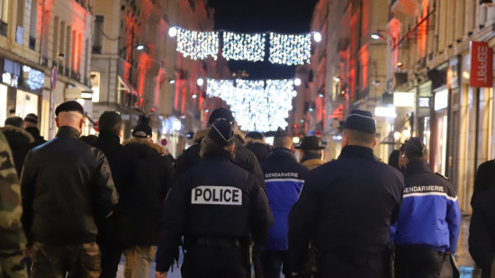 Lyon : plusieurs interpellations menées le premier soir de la Fête des Lumières