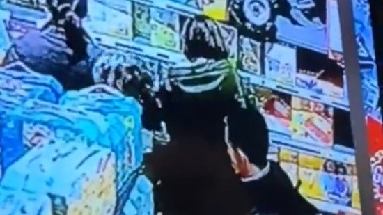 Lyon : la femme d’un youtubeur bien connu victime d’un vol à Confluence, il diffuse la vidéo pour retrouver le pickpocket