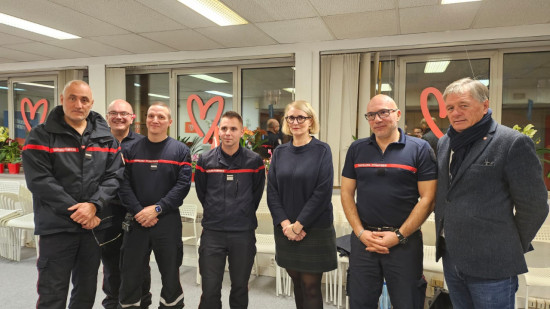 Les pompiers rencontrent une ministre au local de campagne de Jean-Michel Aulas : Alexandre Dupalais (UDR) dénonce une méthode "indigne" Les pompiers rencontrent une ministre au local de campagne de Jean-Michel Aulas : Alexandre Dupalais (UDR) dénonce une méthode "indigne"