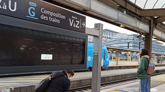 Elle oublie ses cadeaux de No&euml;l dans un train entre Lyon et Avignon : son voisin parvient &agrave; la retrouver