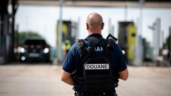 Malgr&eacute; sa tentative de passer sous les radars, une mule stopp&eacute;e par les douanes pr&egrave;s de Lyon