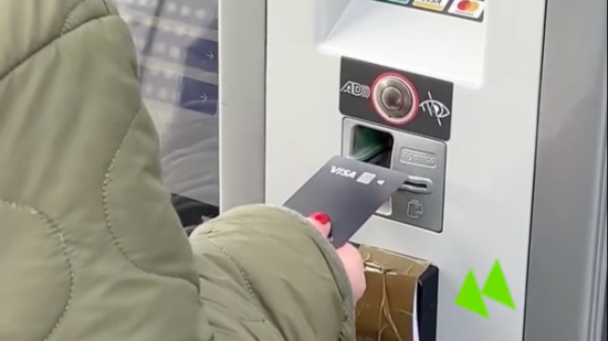 Lyon : si vous voyez ce d&eacute;tail sur une borne TCL, n&rsquo;utilisez surtout pas votre carte bancaire