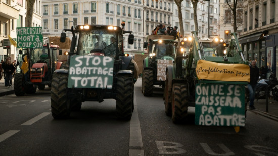 La gal&egrave;re sur les routes pour la rentr&eacute;e ? Les agriculteurs se pr&eacute;parent &agrave; bloquer le sud de Lyon