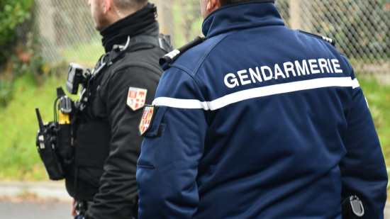 Pr&egrave;s de Lyon : tentative de braquage d&rsquo;un camion bien rempli&nbsp;juste avant No&euml;l