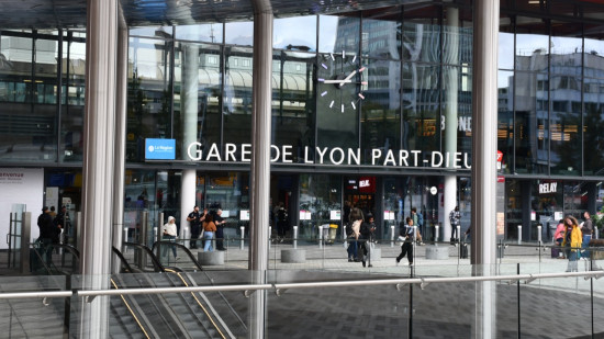 La circulation des trains perturb&eacute;e entre Lyon Part-Dieu et Villefranche-sur-Sa&ocirc;ne : que se passe-t-il ?