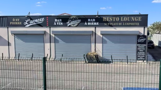 Rixes, alcool et couteau : la pr&eacute;fecture ferme un restaurant dansant pr&egrave;s de Lyon