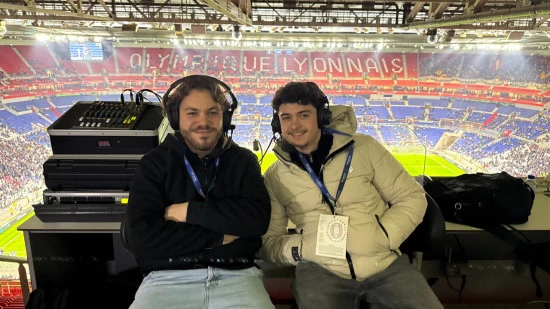 "On est l&agrave; pour donner des &eacute;motions" : les matchs de l&rsquo;OL comment&eacute;s en audiodescription