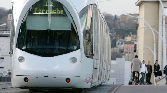 Lyon : deux accidents sur la ligne T2, le tramway fortement perturb&eacute;