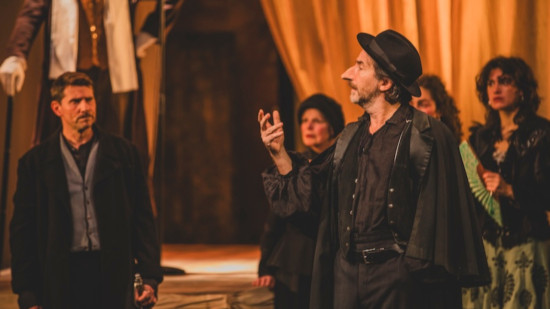 Cyrano de Bergerac, un po&egrave;te nez au Radiant