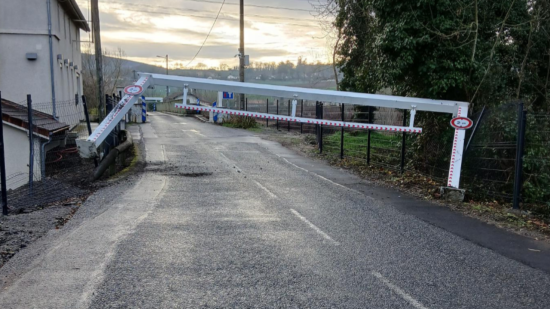 Un pont trop souvent percut&eacute; : circulation bloqu&eacute;e jusqu&rsquo;en mars pr&egrave;s de Lyon