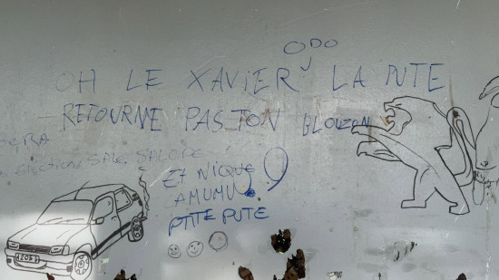 "Tu passeras pas les &eacute;lections sale salope" : des tags injuriant le maire de Grigny-sur-Rh&ocirc;ne d&eacute;couverts, Xavier Odo porte plainte