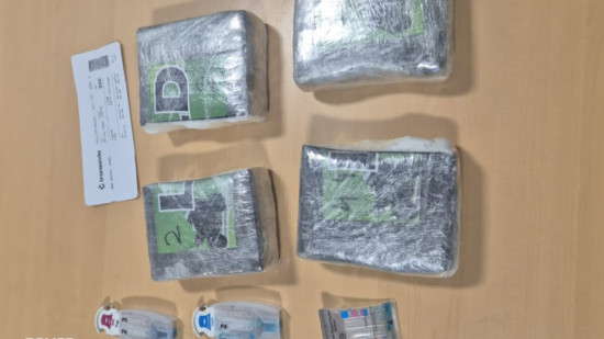 Elle pensait embarquer pour Tunis &agrave; l'a&eacute;roport de Lyon Saint-Exup&eacute;ry : la s&eacute;curit&eacute; d&eacute;tecte plus de 2 kilos de coca&iuml;ne sous ses v&ecirc;tements