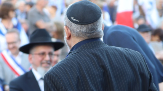 Lyon : salut nazi et "Free Palestine" scand&eacute; au passage d'un rabbin, une enqu&ecirc;te ouverte