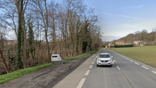 Il attaque un radar avec du fumier : un agriculteur interpell&eacute; en flagrant d&eacute;lit dans le Rh&ocirc;ne