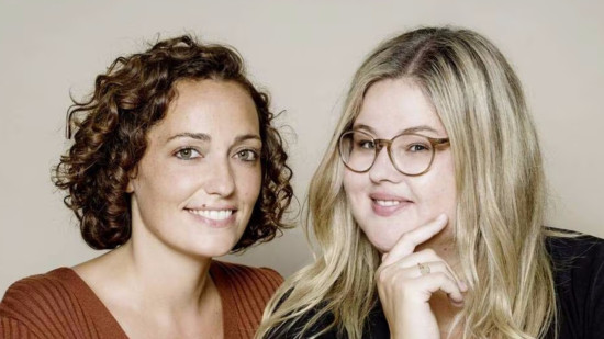 Emma Green en d&eacute;dicace &eacute;v&egrave;nement &agrave; Lyon : qui sont les deux autrices derri&egrave;re la star de la romance fran&ccedil;aise ?