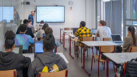&Eacute;tudier en alternance &agrave; Lyon : et si la cl&eacute; de la r&eacute;ussite &eacute;tait une &eacute;cole &agrave; taille humaine ?