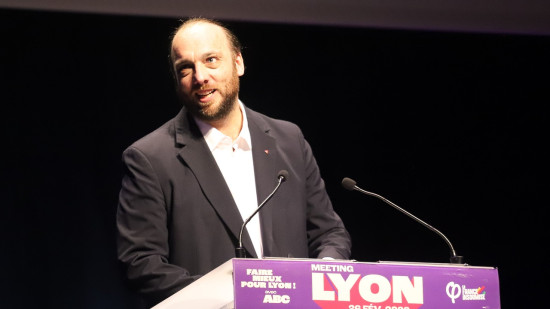 Bruno Bernard "pr&ecirc;t &agrave; abandonner la M&eacute;tropole de Lyon &agrave; la droite" ? LFI menace de se maintenir au 2e tour