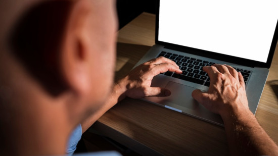 "Demain je tuerai toutes les personnes que je trouverai sur mon chemin" : enquête ouverte après la réception d'un courriel inquiétant à Lyon "Demain je tuerai toutes les personnes que je trouverai sur mon chemin" : enquête ouverte après la réception d'un courriel inquiétant à Lyon