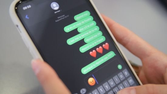 Villefranche : des TIG pour avoir menac&eacute; de publier des photos d&eacute;nud&eacute;es d'une mineure sur les r&eacute;seaux sociaux