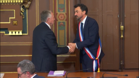 "Les Lyonnais vous ont plac&eacute; sous tutelle d&eacute;mocratique" : Jean-Michel Aulas pr&eacute;vient Gr&eacute;gory Doucet