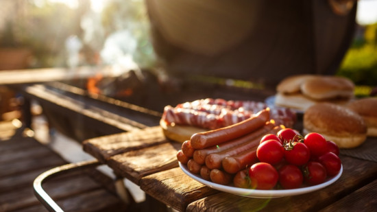 74 heures de cuisson sans arr&ecirc;t : ce barbecue g&eacute;ant pr&egrave;s de Lyon vise un record