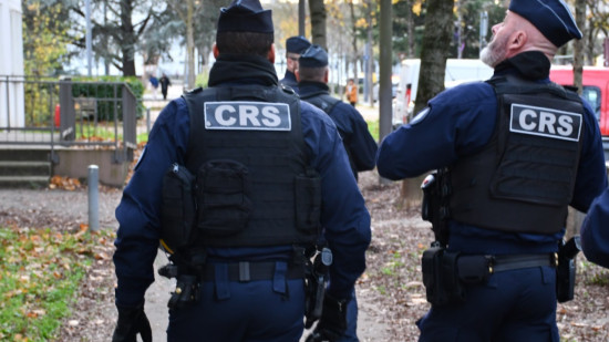 Villeurbanne : une jeune femme poignard&eacute;e apr&egrave;s une dispute sur les r&eacute;seaux sociaux