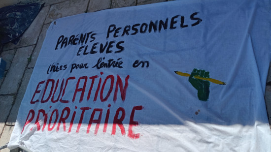"Des conditions qui rendent malades" : des lyc&eacute;es en gr&egrave;ve ce lundi devant le rectorat de Lyon