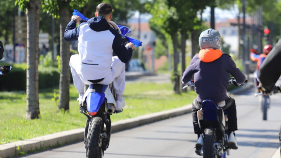 Rod&eacute;os urbains &agrave; Villefranche-sur-Sa&ocirc;ne : deux motos saisies en deux jours, un jeune homme interpell&eacute;