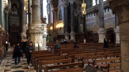 Lyon : il d&eacute;robait l&rsquo;argent des dons &agrave; Fourvi&egrave;re, son mode op&eacute;ratoire d&eacute;couvert