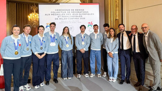 JO 2030 : &agrave; l&rsquo;&Eacute;lys&eacute;e, la R&eacute;gion Auvergne-Rh&ocirc;ne-Alpes met en avant ses athl&egrave;tes&hellip; et sa strat&eacute;gie