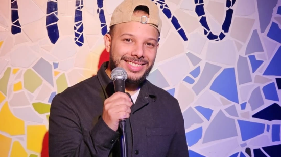 &Agrave; Lyon, Malik Mike fait rire avec ses pires choix de vie