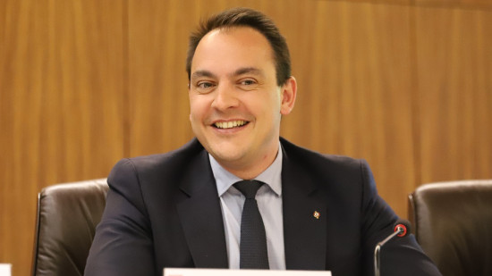 Baignade &agrave; la Confluence : Pierre Oliver accuse la Ville de Lyon d&rsquo;avoir d&eacute;j&agrave; d&eacute;cid&eacute; sans les habitants