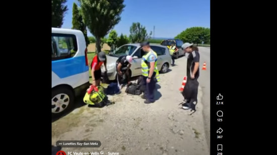 "Fouill&eacute;s comme de vulgaires d&eacute;linquants" : le FC Vaulx-en-Velin s&rsquo;indigne apr&egrave;s un contr&ocirc;le de gendarmerie avant un match