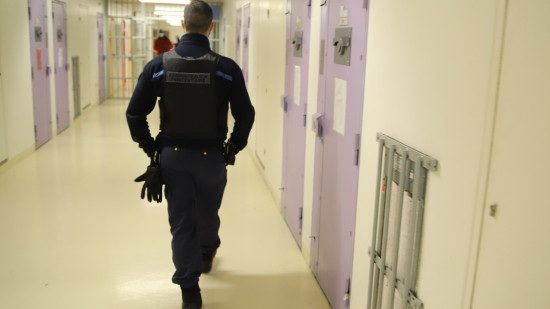 D&eacute;tenu depuis 2019, il agresse un surveillant et &eacute;cope de six mois de prison en plus