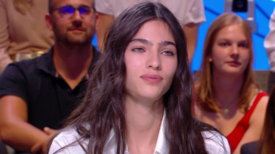 La chanteuse Rosal&iacute;a tr&egrave;s proche &agrave; New York de cette mannequin originaire de Lyon