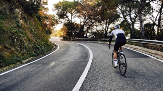 Toutes les routes mènent à Poleymieux, sauf pour les cyclistes : un arrêté de la maire fait polémique Toutes les routes mènent à Poleymieux, sauf pour les cyclistes : un arrêté de la maire fait polémique