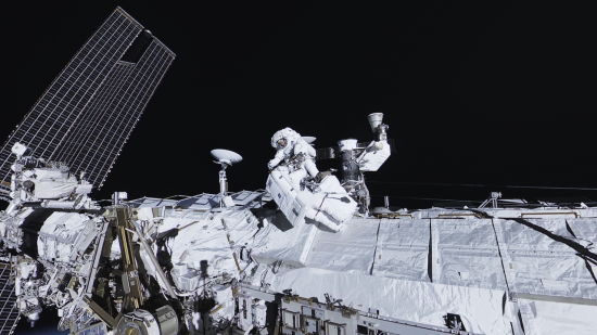 A Lyon, le centre Eclipso propose un voyage dans l&rsquo;espace en r&eacute;alit&eacute; virtuelle